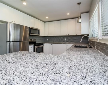3529 Birchwood Lane - Photo Thumbnail 8