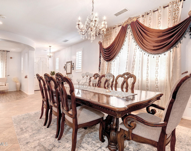 1120 N Crosscreek Drive - Photo Thumbnail 4