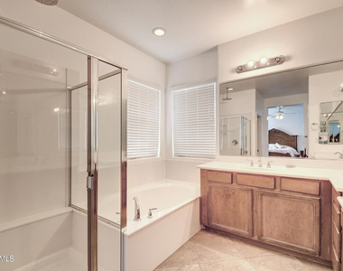 1120 N Crosscreek Drive - Photo Thumbnail 22