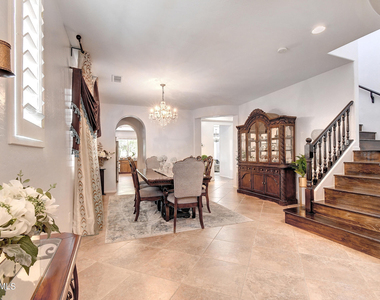 1120 N Crosscreek Drive - Photo Thumbnail 6
