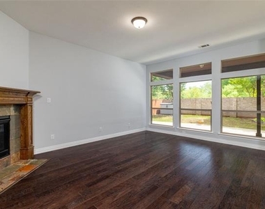 305 Dorset Court - Photo Thumbnail 10