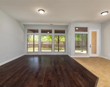 305 Dorset Court - Photo Thumbnail 9