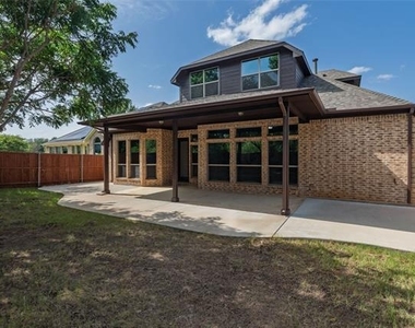 305 Dorset Court - Photo Thumbnail 37