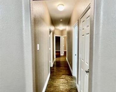 10264 Fireside Lane - Photo Thumbnail 22