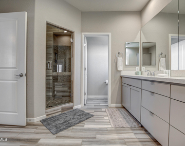 3935 E Rough Rider Road - Photo Thumbnail 21