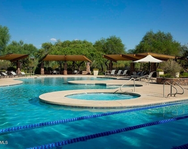 3935 E Rough Rider Road - Photo Thumbnail 46