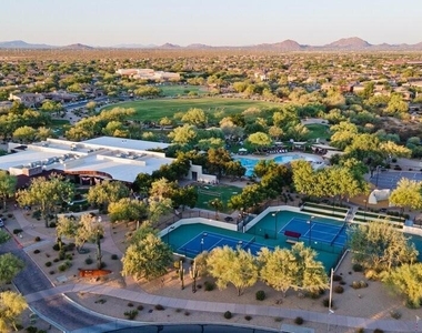 3935 E Rough Rider Road - Photo Thumbnail 36