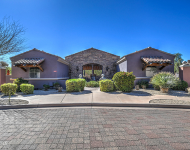 3935 E Rough Rider Road - Photo Thumbnail 30