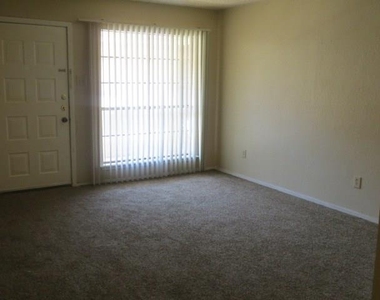 1750 N 5th Street - Photo Thumbnail 1