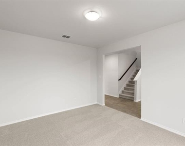 344 Dairy Way - Photo Thumbnail 5