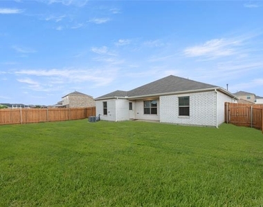 3048 Chico Drive - Photo Thumbnail 16