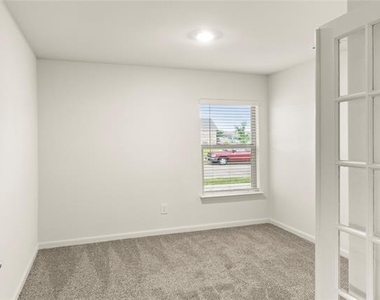 3048 Chico Drive - Photo Thumbnail 5