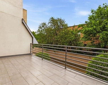 3925 Gilbert Avenue - Photo Thumbnail 24