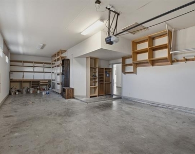 11907 Bamberg Lane - Photo Thumbnail 34
