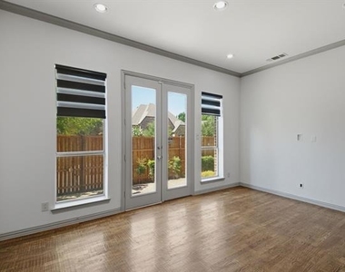 11907 Bamberg Lane - Photo Thumbnail 12