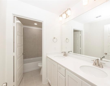 2880 Winfrey Point - Photo Thumbnail 5