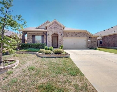 6112 Whale Rock Court - Photo Thumbnail 1