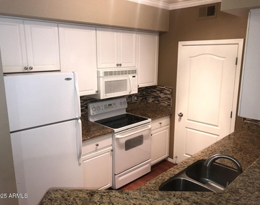 1701 E Colter Street - Photo Thumbnail 6