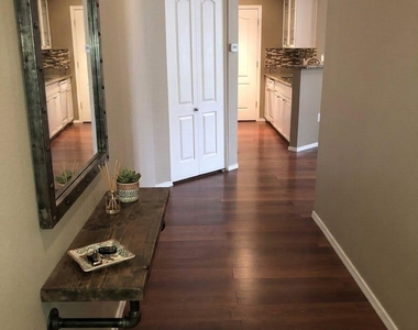 1701 E Colter Street - Photo Thumbnail 4