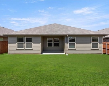 317 Bent Oak Drive - Photo Thumbnail 27