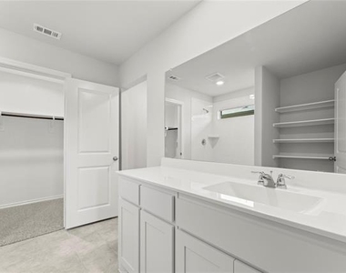 317 Bent Oak Drive - Photo Thumbnail 21
