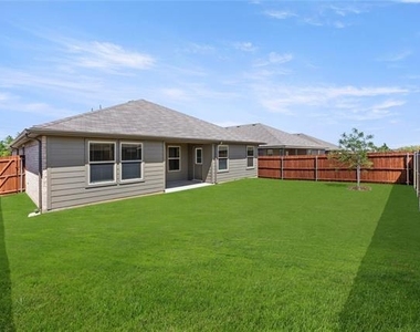 317 Bent Oak Drive - Photo Thumbnail 28