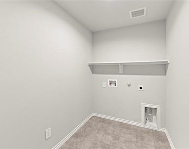 317 Bent Oak Drive - Photo Thumbnail 9