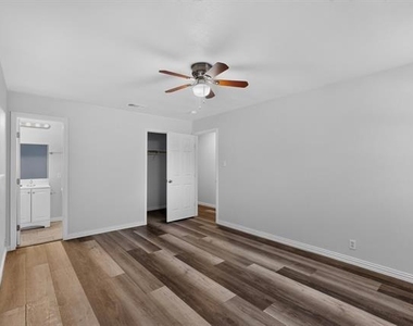 4401 Steven Street - Photo Thumbnail 22