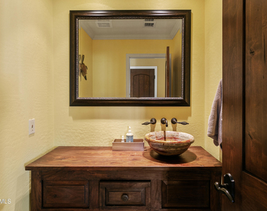 3340 S Camellia Place - Photo Thumbnail 23