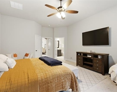 540 Ramon Street - Photo Thumbnail 15