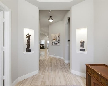 540 Ramon Street - Photo Thumbnail 4
