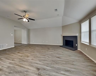 13225 Elmhurst Drive - Photo Thumbnail 2