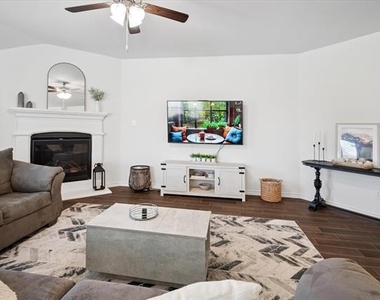 11240 Ponderosa Trail - Photo Thumbnail 6