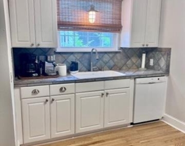 155 Preston Avenue - Photo Thumbnail 6