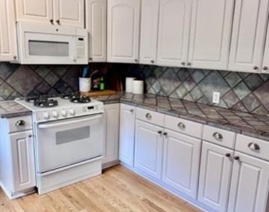 155 Preston Avenue - Photo Thumbnail 4