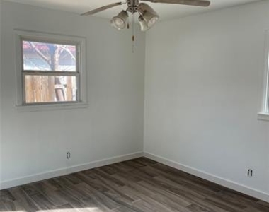 3157 S 10th Street - Photo Thumbnail 5