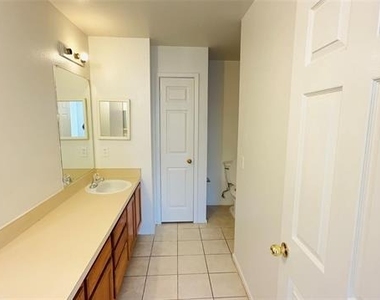 7632 Livvie Meador Lane - Photo Thumbnail 27