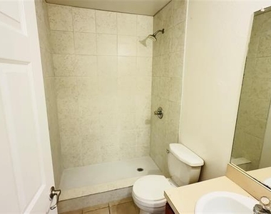 7632 Livvie Meador Lane - Photo Thumbnail 22