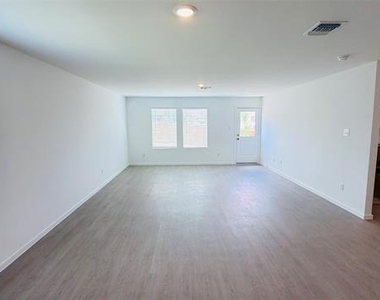 234 Hidden Meadows Drive - Photo Thumbnail 8