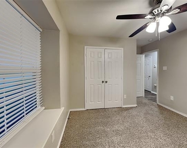5510 Lee Hutson Lane - Photo Thumbnail 13