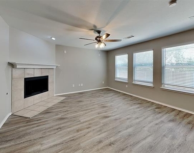 5800 Blue Ribbon Road - Photo Thumbnail 2