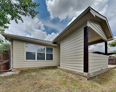 5800 Blue Ribbon Road - Photo Thumbnail 16