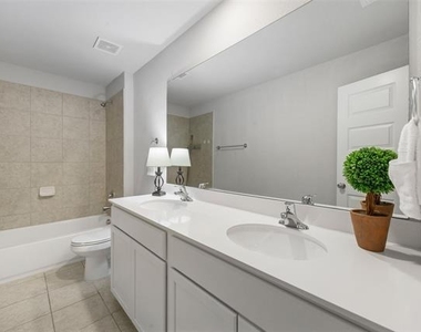 223 Miramar Avenue - Photo Thumbnail 17