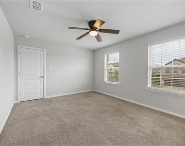 223 Miramar Avenue - Photo Thumbnail 20