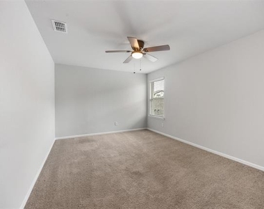 223 Miramar Avenue - Photo Thumbnail 18