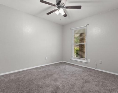 6613 Constitution Drive - Photo Thumbnail 20