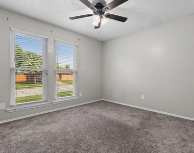 6613 Constitution Drive - Photo Thumbnail 19
