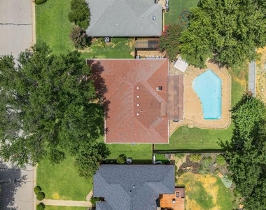 3040 Panhandle Drive - Photo Thumbnail 27