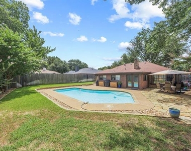 3040 Panhandle Drive - Photo Thumbnail 25