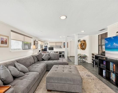 3040 Panhandle Drive - Photo Thumbnail 8